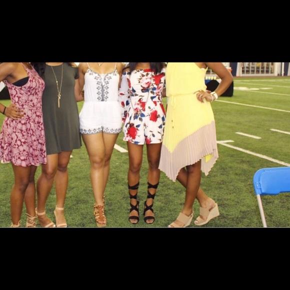 Missguided Strappy Heels - Picture 4 of 4